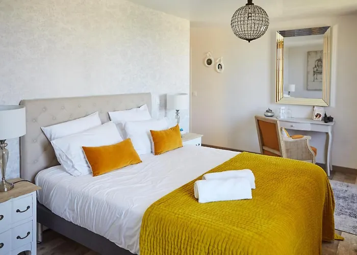 Guest house Domaine De La Fauvriere 3*